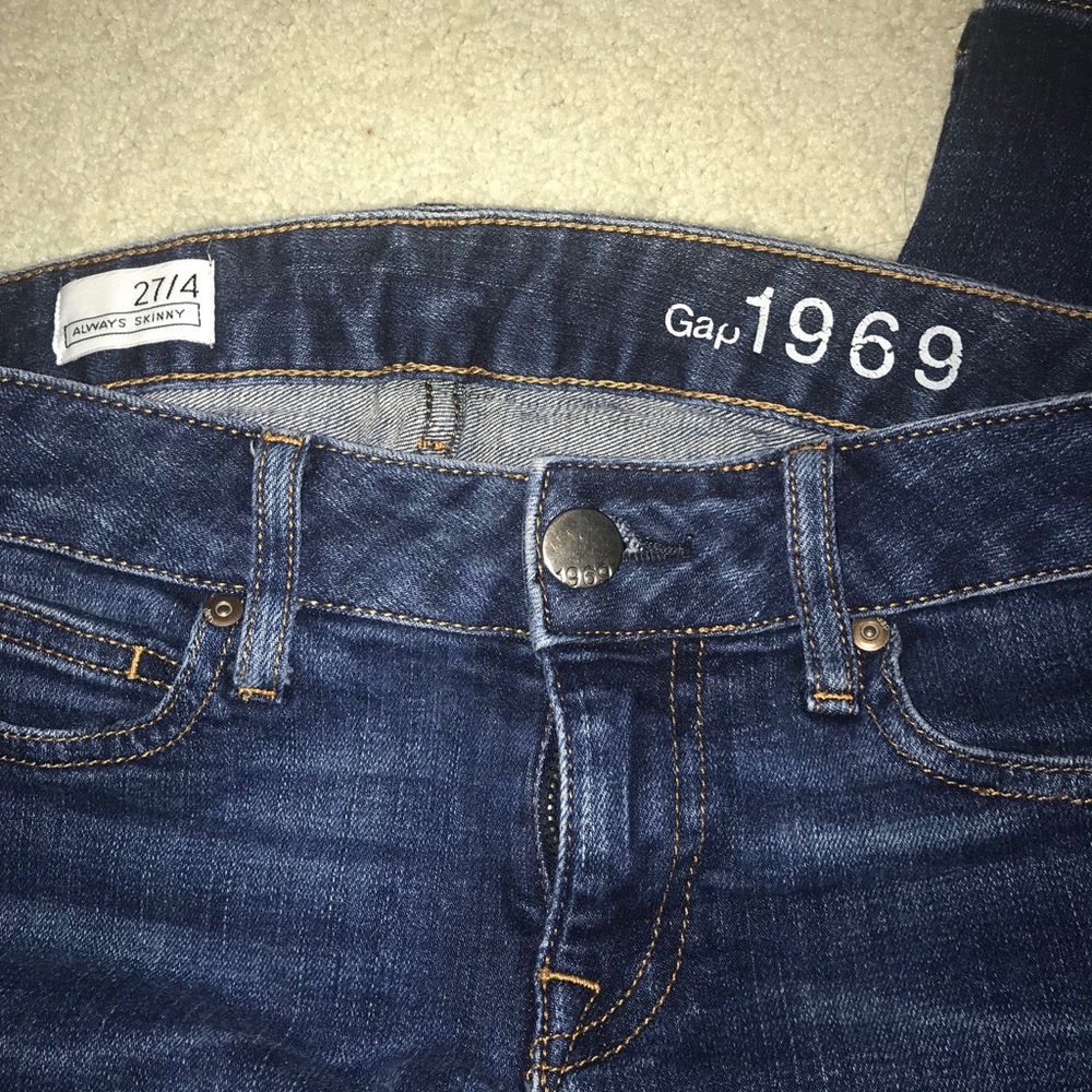 GAP skinny jeans